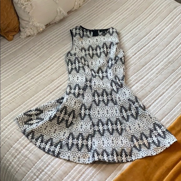 Dress - Picture 1 of 4